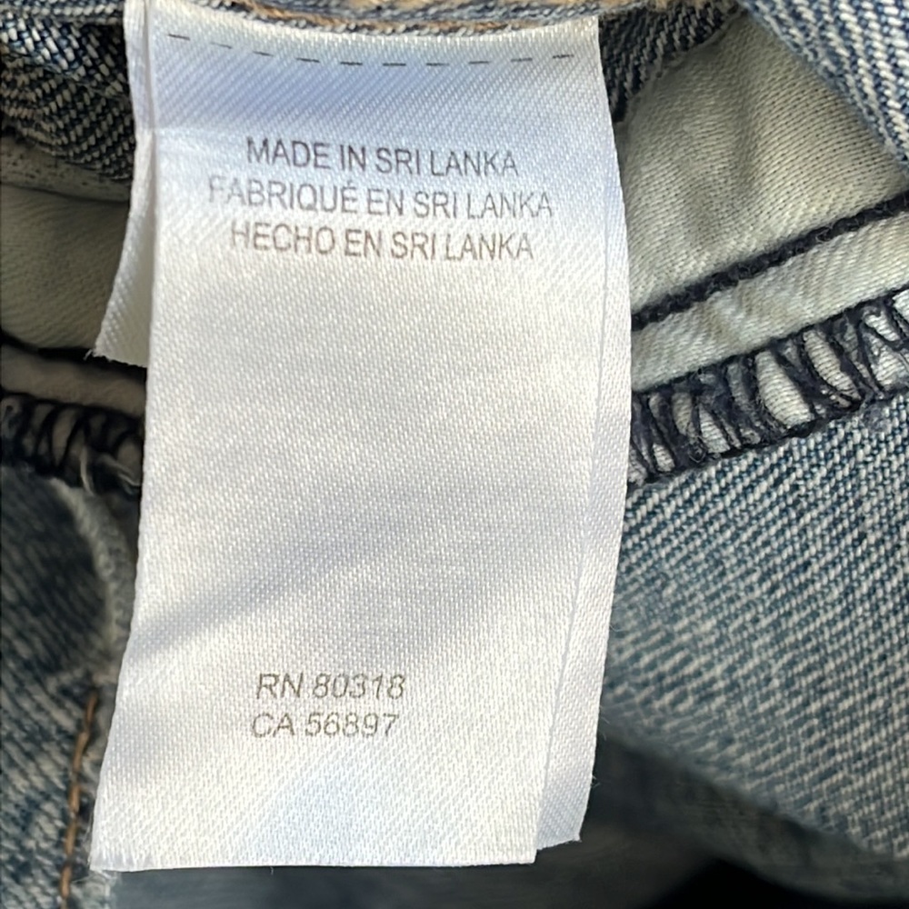 Lucky Brand women’s Tomboy Trucker Denim Jacket. Size Medium - Picture 9 of 14